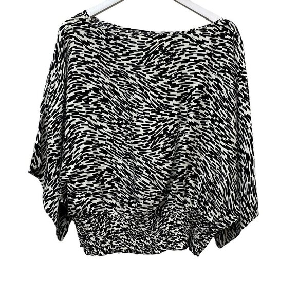 MICHAEL Michael Kors Silk Blouse Size Small Black Cream Print Flowy Smocked Hem - Picture 7 of 9